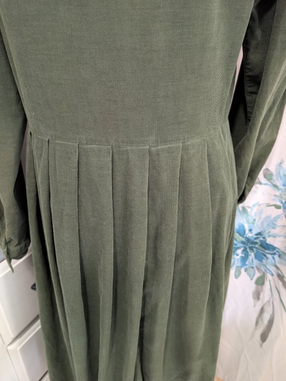 Laura Ashley Vintage Olive Green Corduroy Cottagecore Long Sleeve Dress Size 12 - Picture 9 of 16